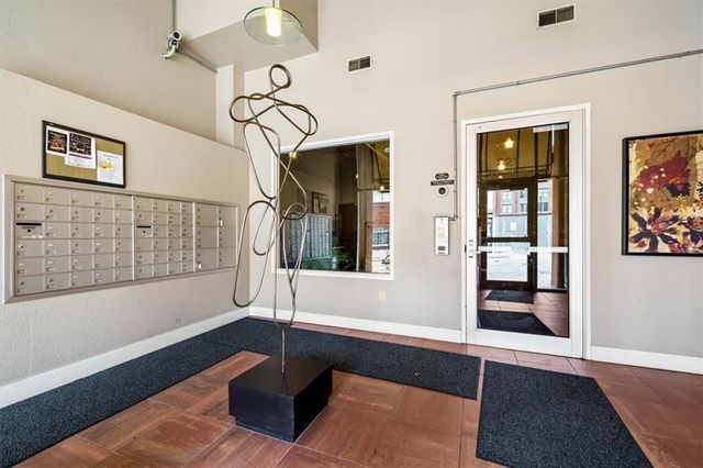 321 W 7th Street 103, Kansas City, MO 64105