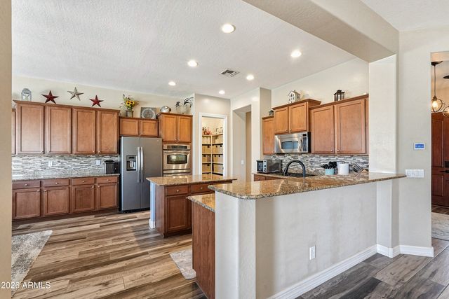 18428 W MONTEBELLO Avenue, Litchfield Park, AZ 85340