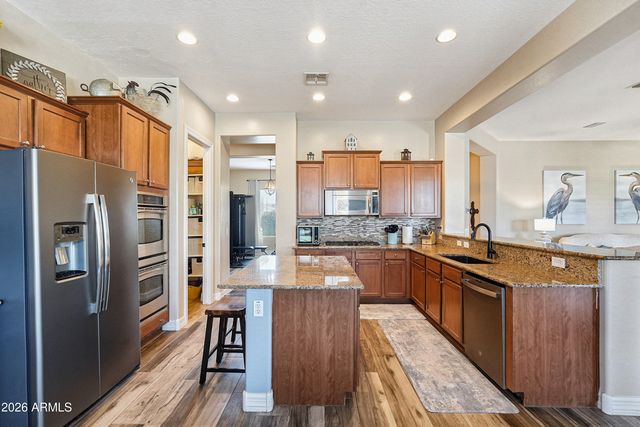 18428 W MONTEBELLO Avenue, Litchfield Park, AZ 85340
