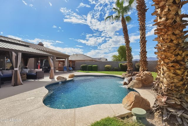 18428 W MONTEBELLO Avenue, Litchfield Park, AZ 85340