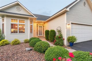 6092 Bay Hill Circle, Dewitt, NY 13078