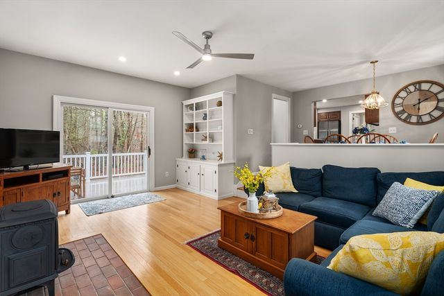 41 Old Coach Road, Sudbury, MA 01776