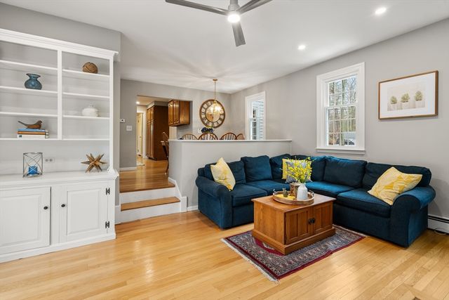 41 Old Coach Road, Sudbury, MA 01776