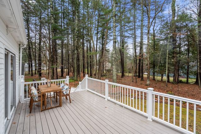41 Old Coach Road, Sudbury, MA 01776