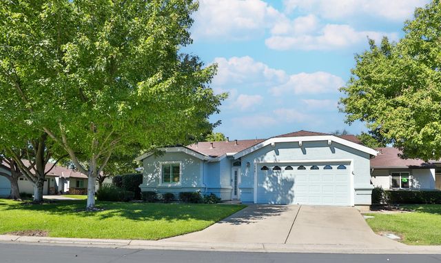 7598 Sunmore Ln, Sacramento, CA 95828
