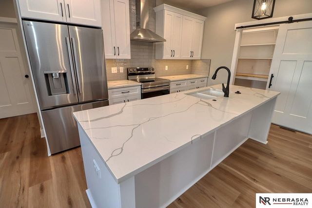 7755 Aero Circle, Lincoln, NE 68516