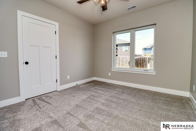 7755 Aero Circle, Lincoln, NE 68516