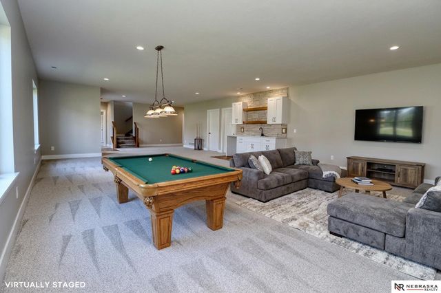 7755 Aero Circle, Lincoln, NE 68516