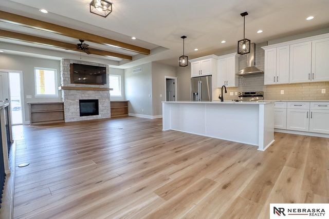 7755 Aero Circle, Lincoln, NE 68516