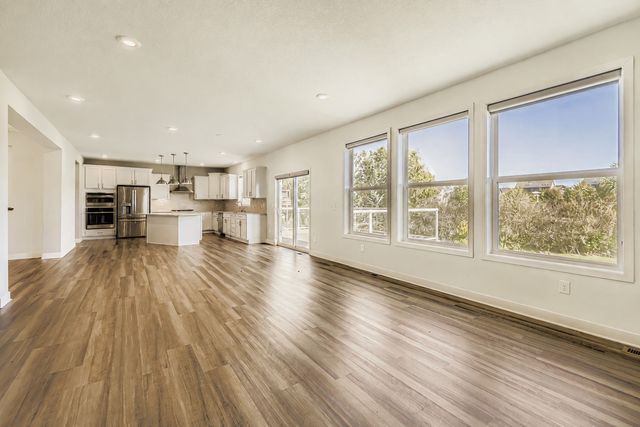 1660 Hackamore Drive, Victoria, MN 55386