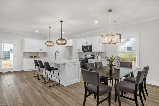 2103 Medhurst Drive, Greensboro, NC 27410
