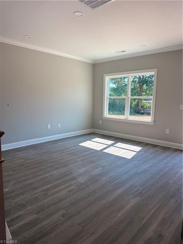 2103 Medhurst Drive, Greensboro, NC 27410