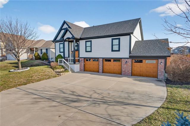 3701 N 153rd Street, Basehor, KS 66007