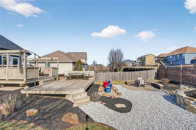 3701 N 153rd Street, Basehor, KS 66007