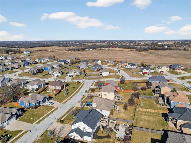 3701 N 153rd Street, Basehor, KS 66007