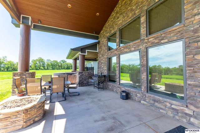 1179 S 56th Road, Nebraska City, NE 68410