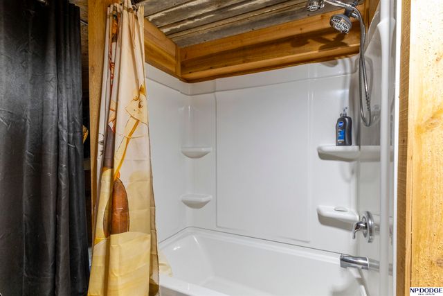 1179 S 56th Road, Nebraska City, NE 68410