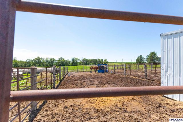 1179 S 56th Road, Nebraska City, NE 68410