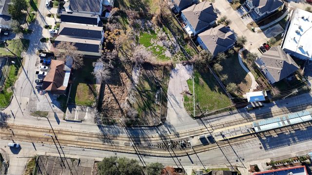 4701 Fulton Street, Houston, TX 77009