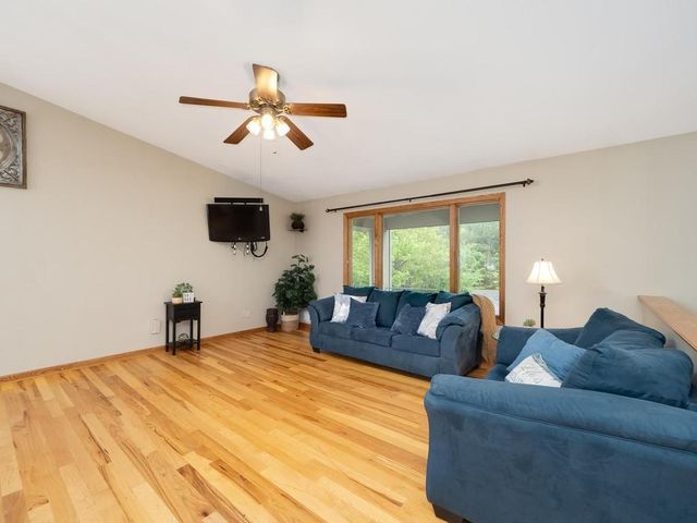 1120 227th Avenue NW, Bethel, MN 55005
