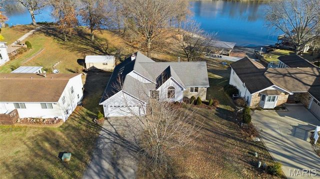 1028 Bermuda Drive, Edwardsville, IL 62025