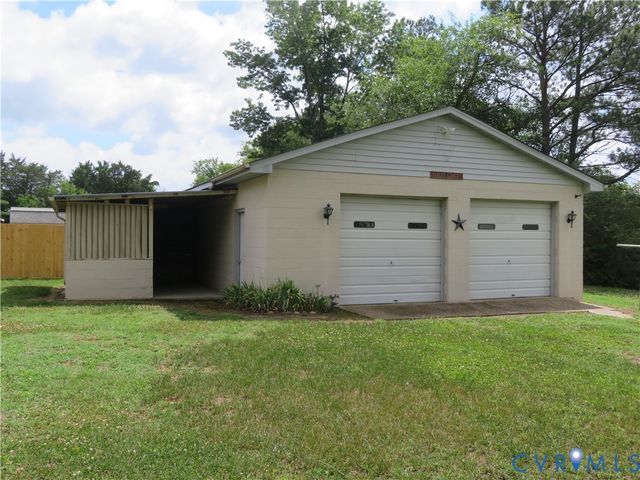 24701 Mount Pleasant St, North Dinwiddie, VA 23803