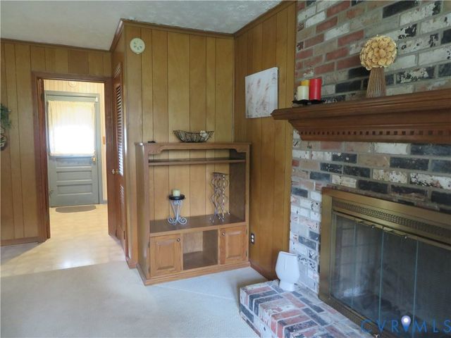 24701 Mount Pleasant St, North Dinwiddie, VA 23803