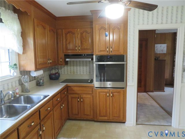 24701 Mount Pleasant St, North Dinwiddie, VA 23803