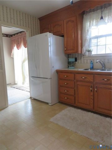 24701 Mount Pleasant St, North Dinwiddie, VA 23803