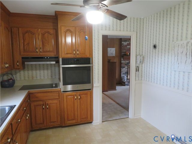 24701 Mount Pleasant St, North Dinwiddie, VA 23803