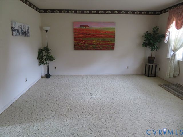24701 Mount Pleasant St, North Dinwiddie, VA 23803