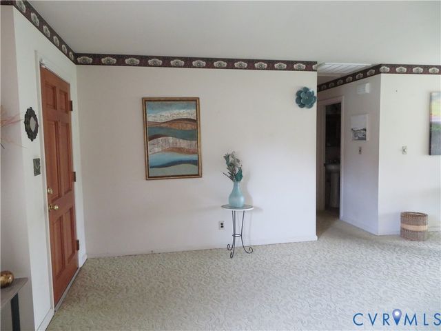 24701 Mount Pleasant St, North Dinwiddie, VA 23803