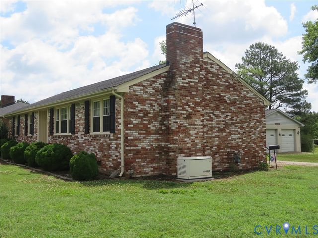 24701 Mount Pleasant St, North Dinwiddie, VA 23803