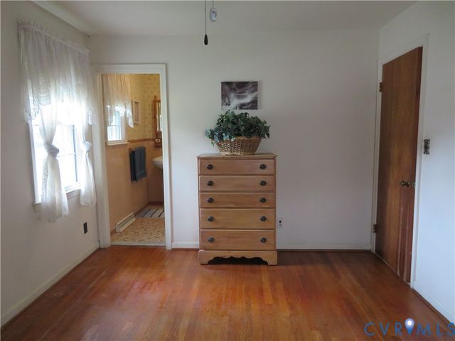 24701 Mount Pleasant St, North Dinwiddie, VA 23803