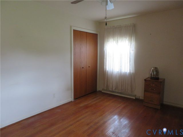 24701 Mount Pleasant St, North Dinwiddie, VA 23803