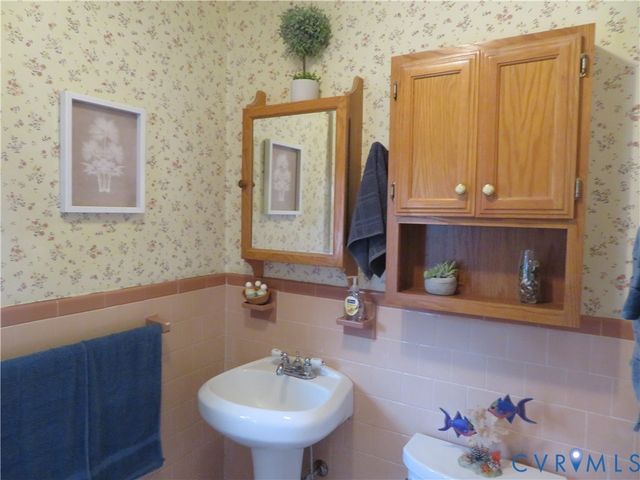 24701 Mount Pleasant St, North Dinwiddie, VA 23803