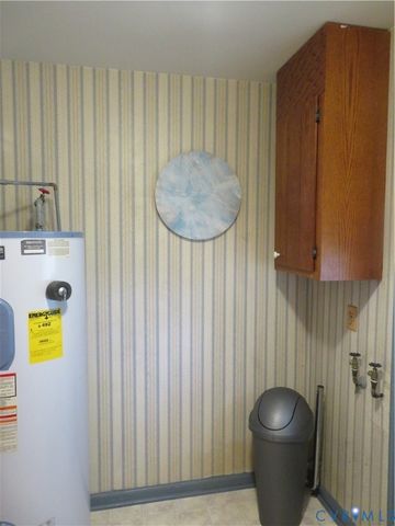 24701 Mount Pleasant St, North Dinwiddie, VA 23803
