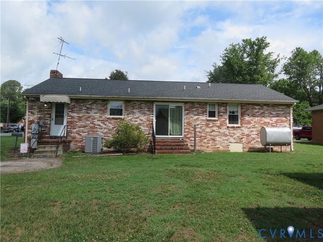 24701 Mount Pleasant St, North Dinwiddie, VA 23803