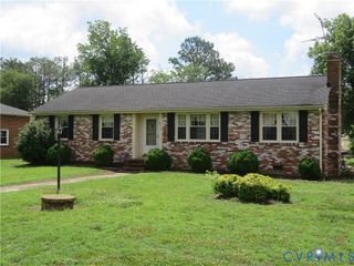 24701 Mount Pleasant St, North Dinwiddie, VA 23803