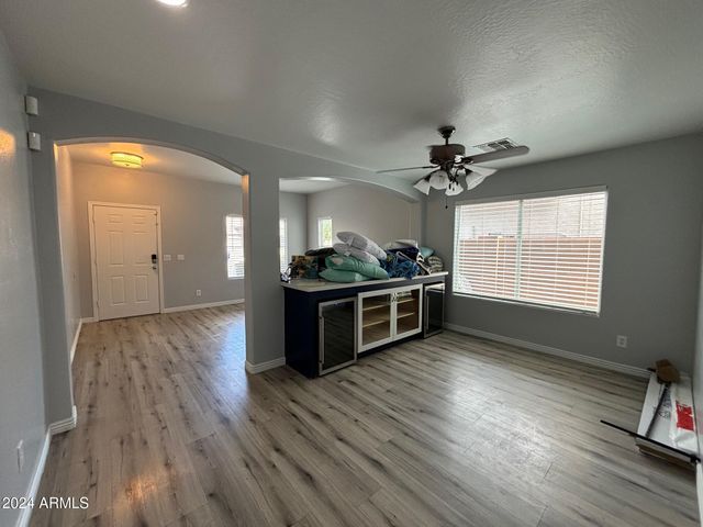 9205 W Cordes Road, Tolleson, AZ 85353