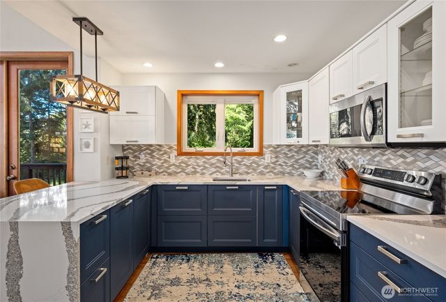 996 Orchid Road, Camano Island, WA 98282