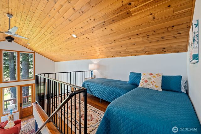 996 Orchid Road, Camano Island, WA 98282