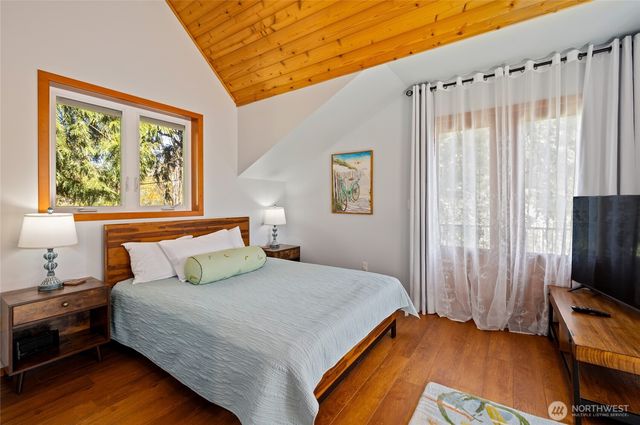 996 Orchid Road, Camano Island, WA 98282