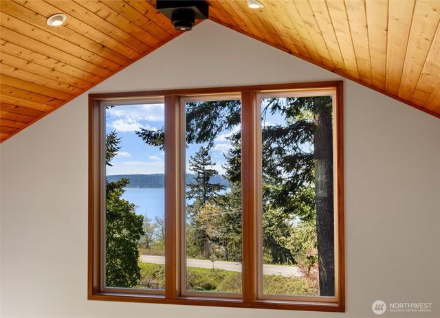 996 Orchid Road, Camano Island, WA 98282