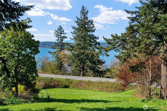 996 Orchid Road, Camano Island, WA 98282