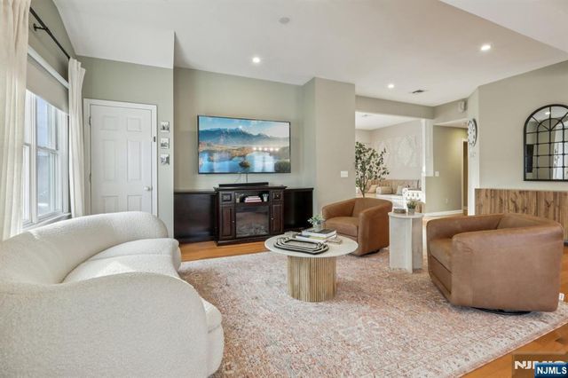 28 George Street, Saddle Brook, NJ 07663