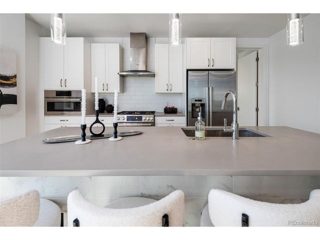 1735 Central St 212, Denver, CO 80211
