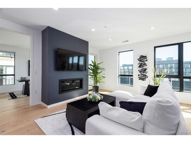 1735 Central St 212, Denver, CO 80211
