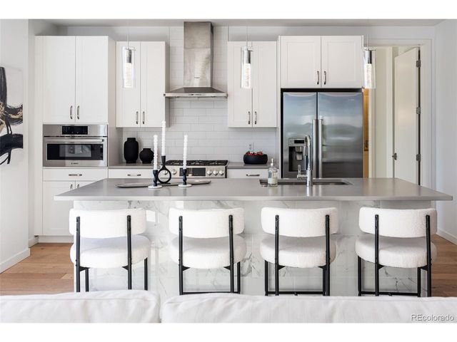 1735 Central St 212, Denver, CO 80211