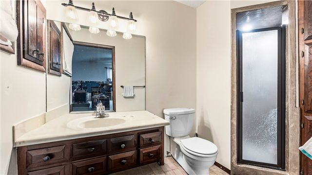 1 Chapel Lane, Bella Vista, AR 72715